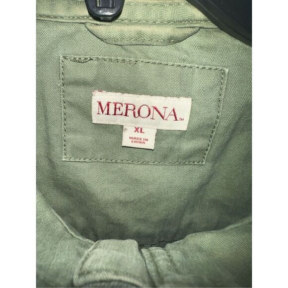 Merona Vest Women’s size XL Army Green Lightweight Full Zip - Picture 3 of 4